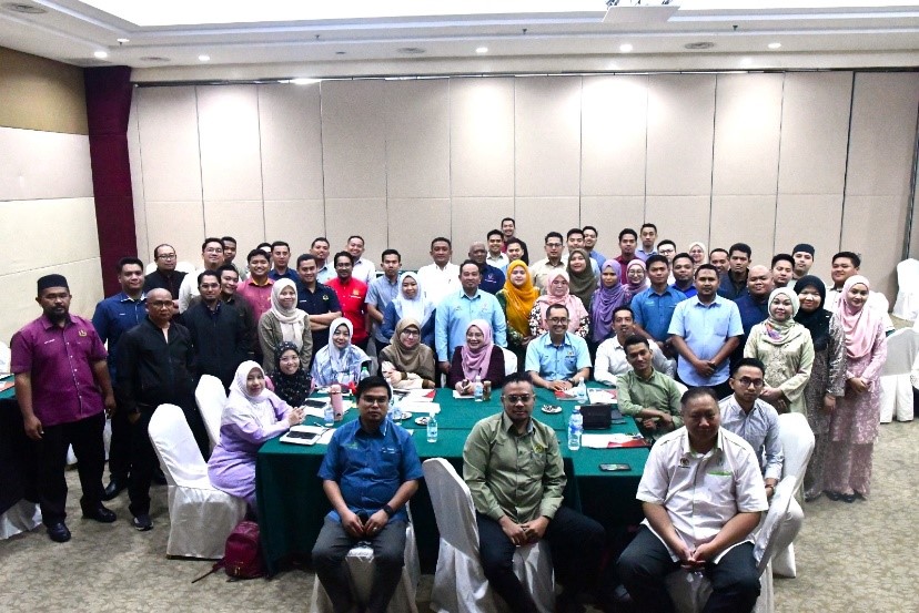 images/berita/Inovasi/BENGKEL%20PENGUKUHAN%20DAN%20PENYEDIAAN%20LAPORAN%20DOKUMENTASI%20KIK%20HORIZON%20BAHARU%20PERINGKAT%20NEGERI%20KELANTAN/2.jpg#joomlaImage://local-images/berita/Inovasi/BENGKEL PENGUKUHAN DAN PENYEDIAAN LAPORAN DOKUMENTASI KIK HORIZON BAHARU PERINGKAT NEGERI KELANTAN/2.jpg?width=828&height=553